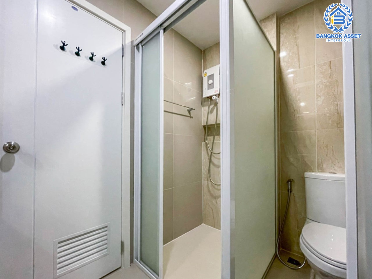 *****ทาวน์เฮ้าส์มือสองย่านสมุทรปราการ ม.พฤกษาวิลล์ บางนา-เอแบค บนเนื้อที่ 16.1 ตร.ว. ฟังก์ชัน 2 ห้องนอน 2 ห้องน้ำ 1 ที่จอดรถ วิวหน้าบ้านเป็นสวน บนทำเลเดินทางสะดวก เชื่อมต่อถนนบางนา-ตราด เข้าเมืองสะดวก ใกล้จุดขึ้นลงทางด่วน "บางนา" และ "เซ็นทรัลบางนา"